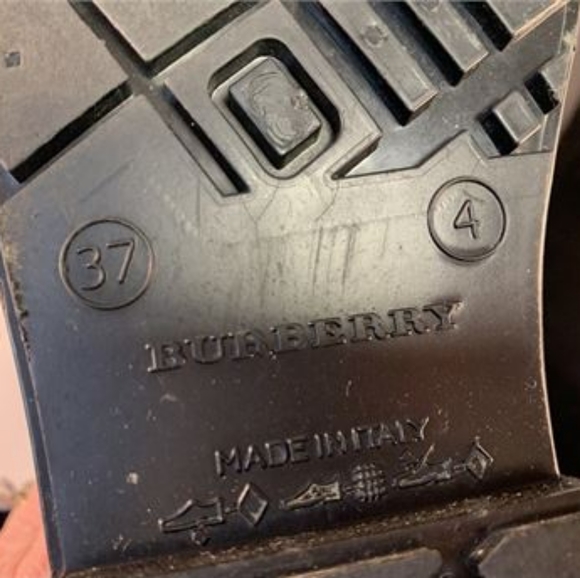 BURBERRY BLACK RAIN BOOTS - Picture 10 of 10